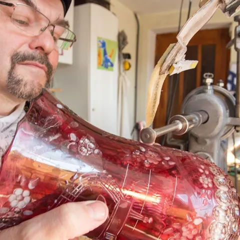 Glasgraveurmeister Rolf Hofmann, Marienberg, Foto: Jan Görner